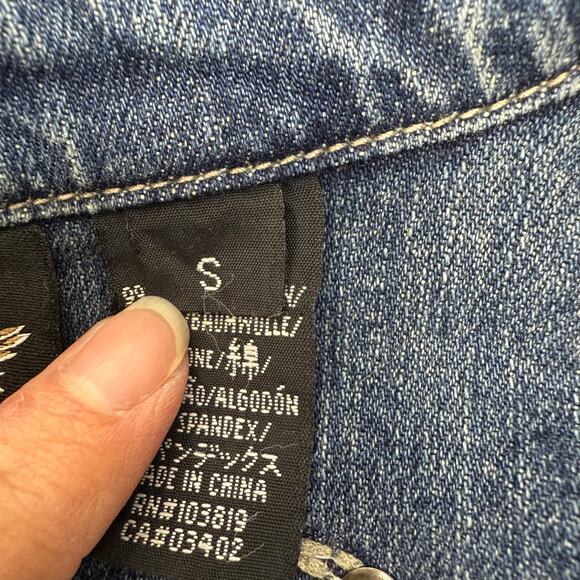 Harley Davidson Denim Jean Jacket Women's S Blue Embroidered Studded Logo EUC - Picture 9 of 12